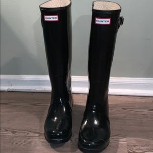 Hunter Black Tall Gloss Rain Boots